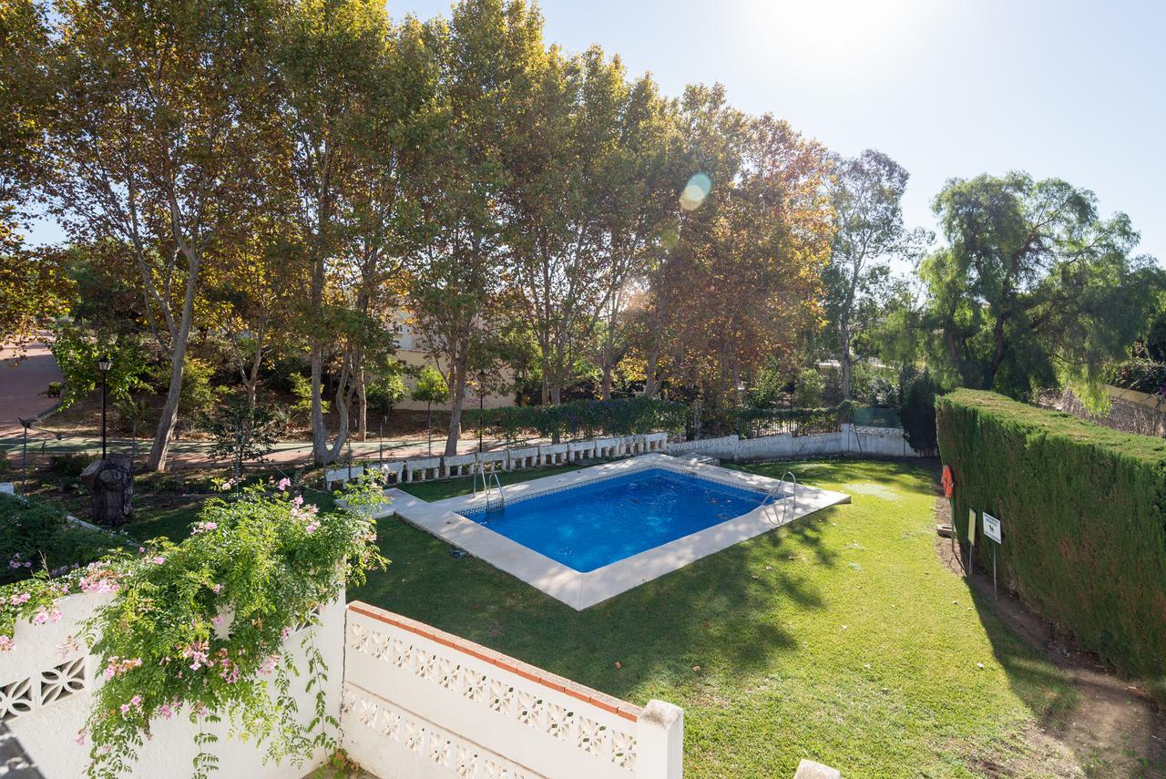 Malagasuite Bungalow Pool Benalmadena Luaran gambar